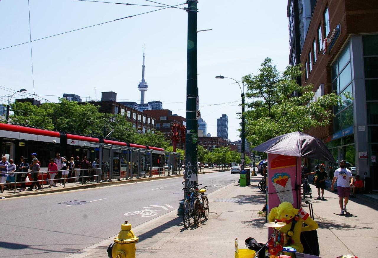 The Alexandra Hotel Toronto Exterior photo